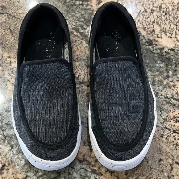 Hey Dude Black Sport Mesh Sneakers - Picture 4 of 7